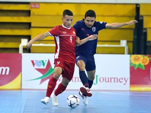 Lực bất tòng tâm, Việt Nam gục ngã trước Thái Lan tại Bán kết Futsal ĐNA