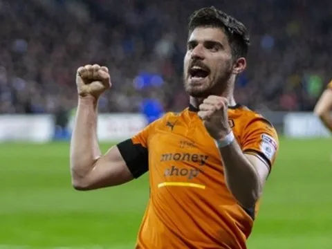 "Man Utd hãy mua cậu ấy, người phù hợp với mọi tiêu chí của họ"