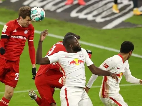 Rượt đuổi ngoạn mục, Bayern Munich chia điểm Leipzig quá kịch tính