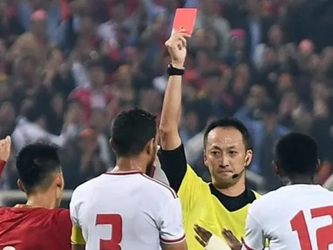 Trọng tài UAE: Không còn gì bào chữa, chiếc thẻ đỏ là chính xác