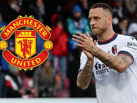 Quá ngỡ ngàng, vụ Man Utd - Arnautovic kết thúc chóng vánh