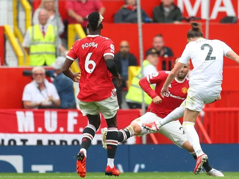4 kiến tạo trước Leeds, Pogba lập kỷ lục chưa từng có ở M.U