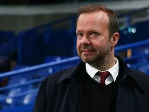 Saha: "Cậu ấy là chưa đủ, Man Utd cần thêm 4 người khác"