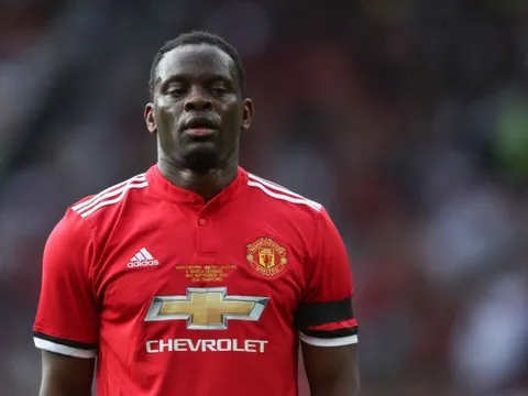 Saha khuyên cầu thủ Man Utd im lặng và nghe theo hình mẫu