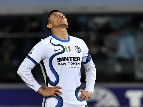 Sai lầm của thủ môn khiến Inter tụt lại trong cuộc đua vô địch
