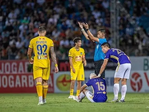 Sai sót của trọng tài V-League cần được nhìn nhận thấu đáo
