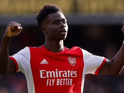 Mikel Arteta tiết lộ lý do giúp Saka thăng hoa