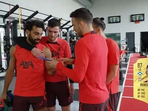 Salah cười mỉa khi chỉ số thua Robertson