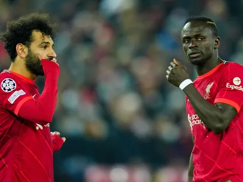 Salah suýt gây sốc với Chelsea