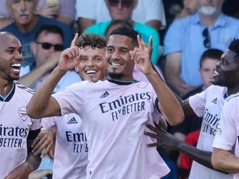 Saliba tạo gốc thành công cho Arsenal