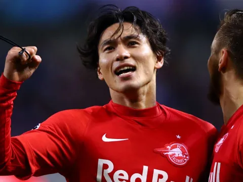 Salzburg xác nhận Liverpool muốn có “đối thủ cũ” của Công Phượng
