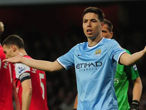 Samir Nasri: Đó không phải bản hợp đồng hoảng loạn của M.U