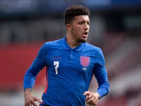 Sancho đến Man Utd: Ai buồn, ai vui?