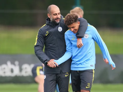 Sancho, Trippier và những cầu thủ từng khoác áo Man City có thể bị lãng quên
