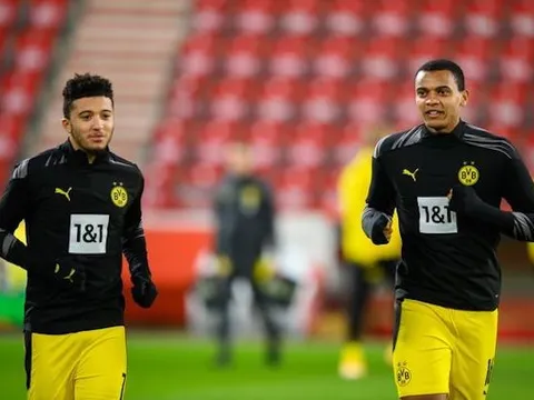 Rangnick tận dụng Sancho để tìm người thay thế Maguire