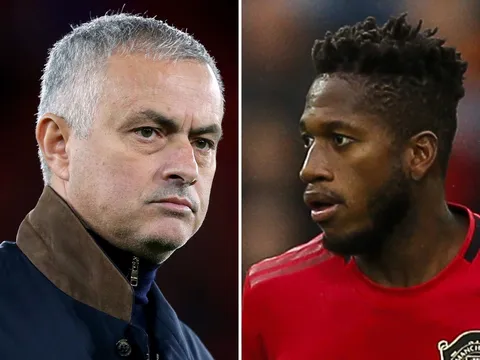 Sáng suốt! Mourinho ra tay cản Man Utd mua 'hàng hớ' nhưng không thành