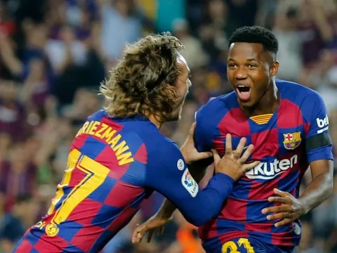 Sánh ngang Felix và De Ligt, "thần đồng" Barca lại khiến Châu Âu ngước nhìn!