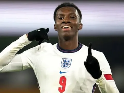 Sao Arsenal lập kỷ lục ghi bàn, vượt mặt cả Alan Shearer