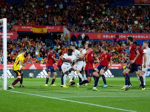 Tân binh Man City khiến TBN bại trận