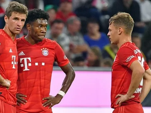 Sao Bayern đánh giá phương án "tay ngang" chung mâm với Van Dijk, Ramos