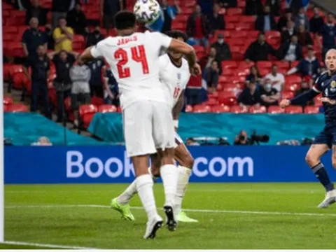 Sao Chelsea cứu thua trước vạch vôi, tuyển Anh thoát hiểm ở Wembley