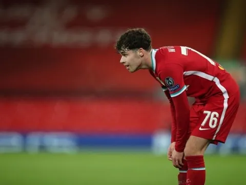 Sao Liverpool đắt hàng, 6 CLB lao vào giành giật