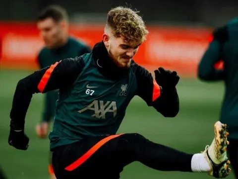 Sao Liverpool lên tiếng về vai trò của Harvey Elliott