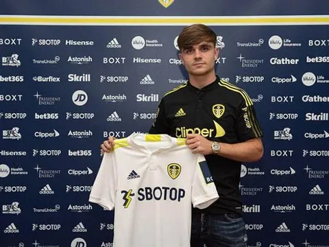 Sao mai Chelsea gia nhập Leeds United