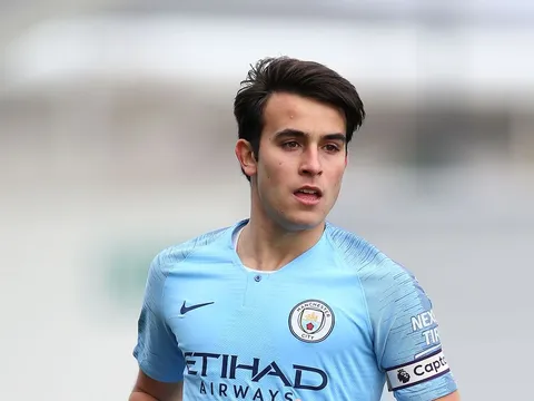 Sao Man City lên tiếng về việc chuyển đến Barcelona