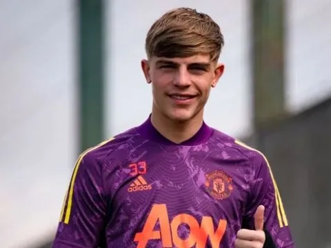 Sao Man Utd được 3 CLB theo đuổi