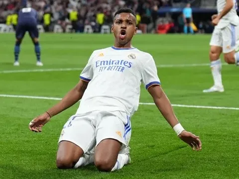 Sao Real đe dọa Liverpool