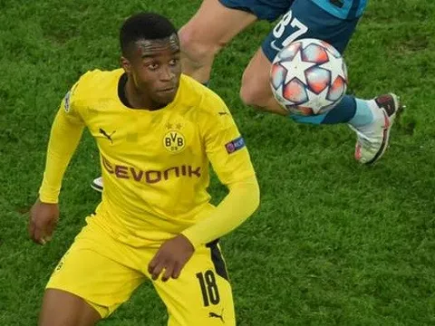 Sao trẻ Dortmund lập kỷ lục khó phá vỡ ở C1