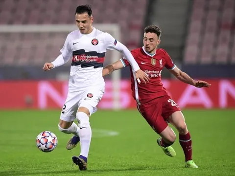 Sao từng đá Champions League của Malaysia không phục Việt Nam