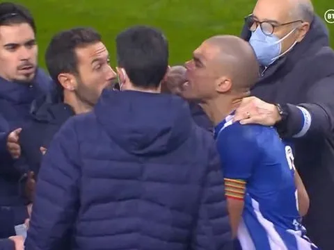 Sắp đón sinh nhật tuổi 39, “đồ tể” Pepe đối diện án treo giò 2 năm