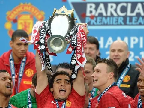 Sắp trở lại Old Trafford, Rafael gửi chia sẻ mùi mẫn