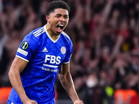 M.U nhận báo giá 130 triệu euro + Ronaldo