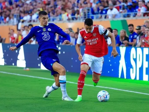 "Martinelli xé toạc Chelsea"