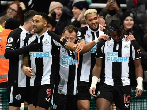 Shelvey: Một CLB Anh sắp lên ngang tầm Man City