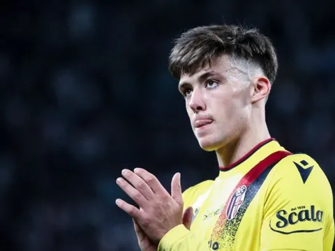 Arsenal sắp hoàn tất bản HĐ 21 triệu, một "Robertson 2.0"