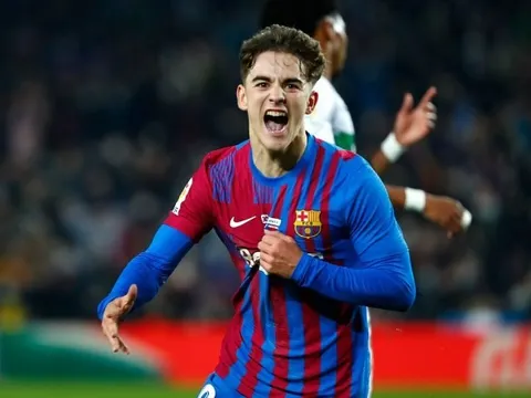 Sau Araujo, Barcelona chuẩn bị giữ chân sao tuổi teen