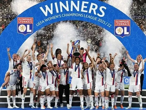 Sau Di Stefano, xuất hiện cầu thủ đầu tiên ghi bàn ở 4 trận chung kết C1