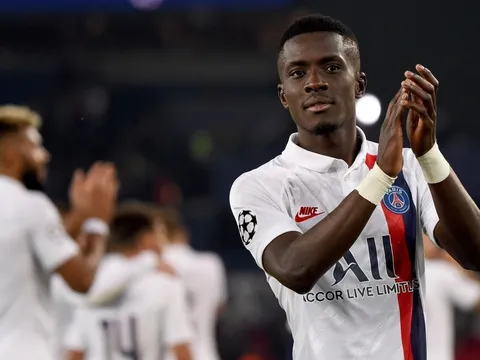 Sau Neymar, đến lượt 'Kante nước Pháp' báo hung tin cho PSG