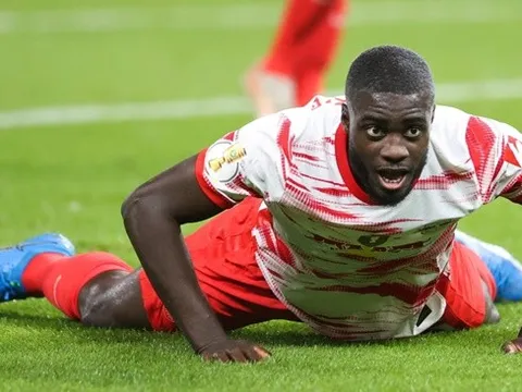 Sau tất cả, Upamecano đã xuất hiện tại Bayern Munich