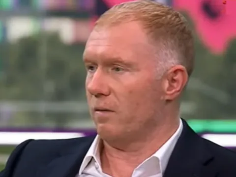 Scholes ngạc nhiên với Casemiro