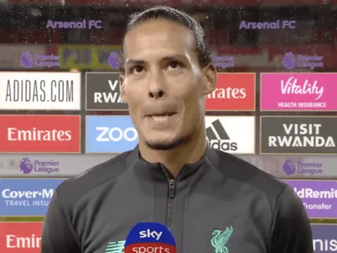 Van Dijk mong nhanh về dưới trướng cựu HLV M.U