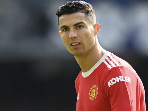 Xác nhận: Jorge Mendes đàm phán bến đỗ bất ngờ cho Ronaldo