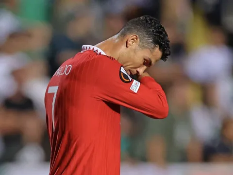 Sai lầm khiến Ronaldo không thể hòa thuận với Ten Hag