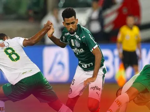 XONG! Loại Messi, Barca trao "lần đầu" cho Fernandes