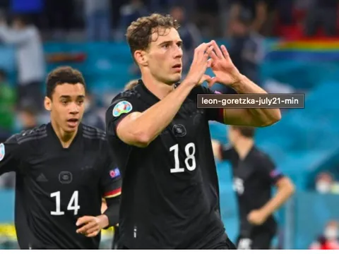 Man Utd gửi đề nghị ký tiền vệ miễn phí cực chất từ gã khổng lồ