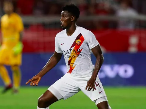 Arsenal từ chối cơ hội ký máy quét lục địa đen